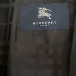 Burberry women’s coat size 8 with belt